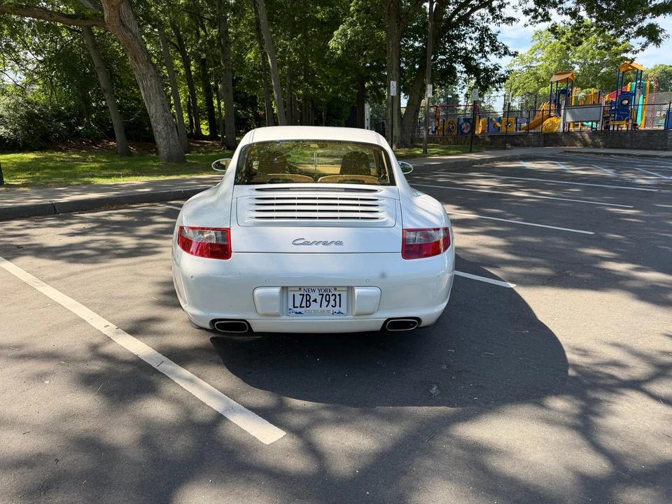 2005 Porsche 997 Carrera - Image 9 of 31