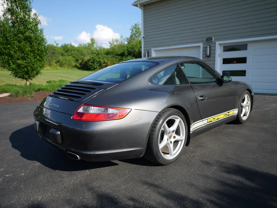 2005 Porsche 997 Carrera - Image 25 of 31