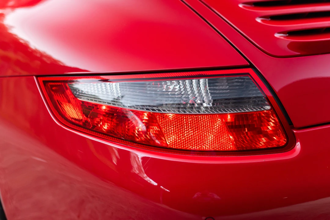 2005 Porsche 997 Carrera - Image 27 of 31