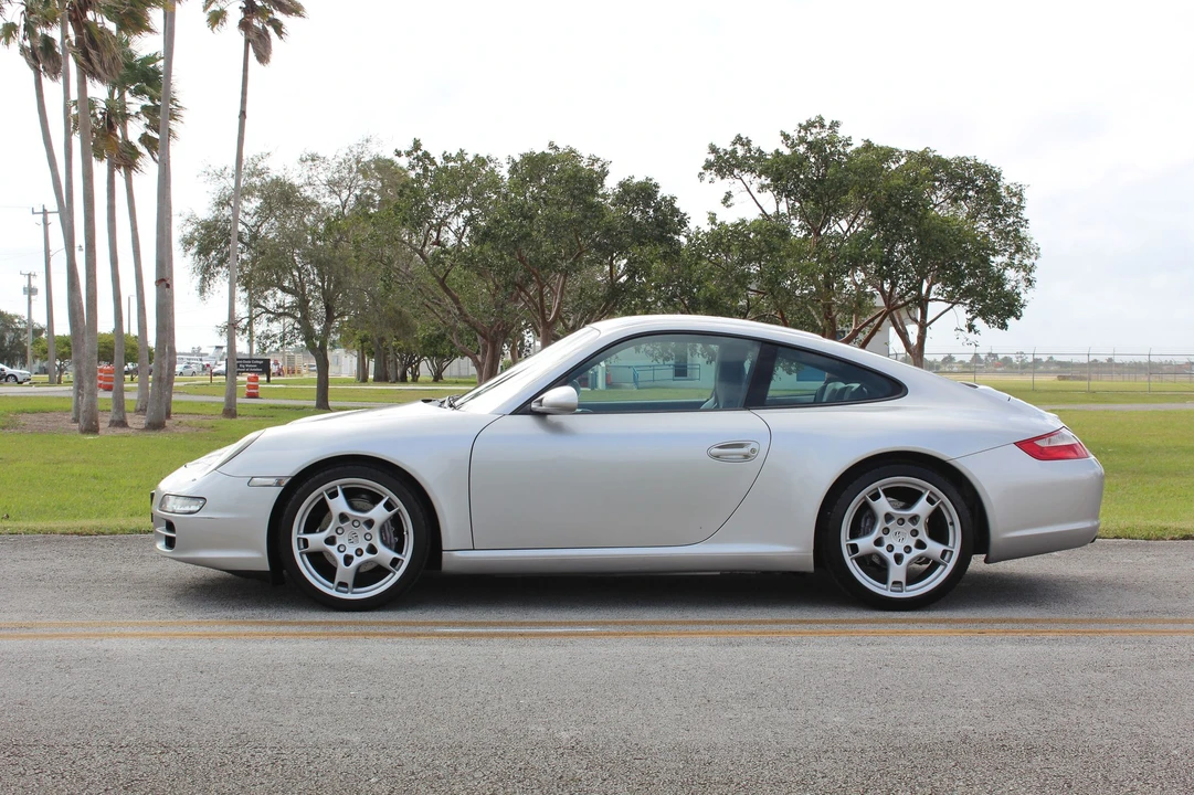 2005 Porsche 997 Carrera - Image 9 of 31