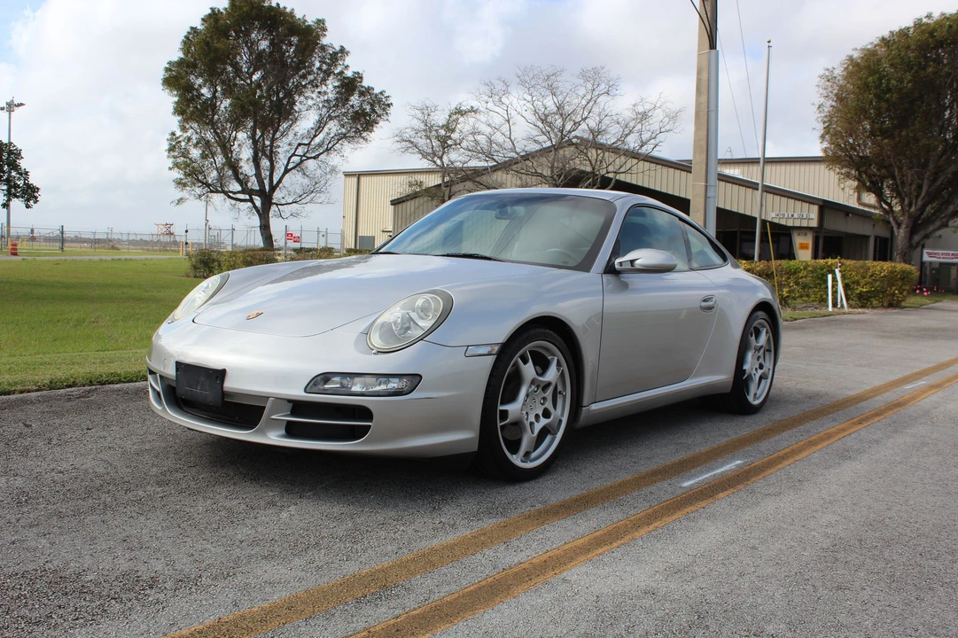 2005 Porsche 997 Carrera - Image 8 of 31
