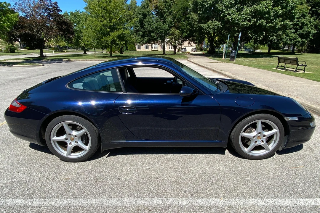 2005 Porsche 997 Carrera - Image 10 of 31
