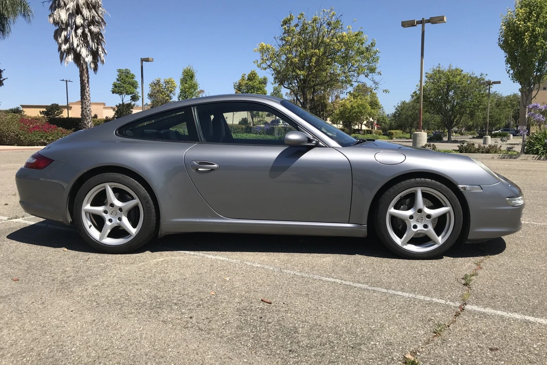 2005 Porsche 997 Carrera - Image 5 of 31