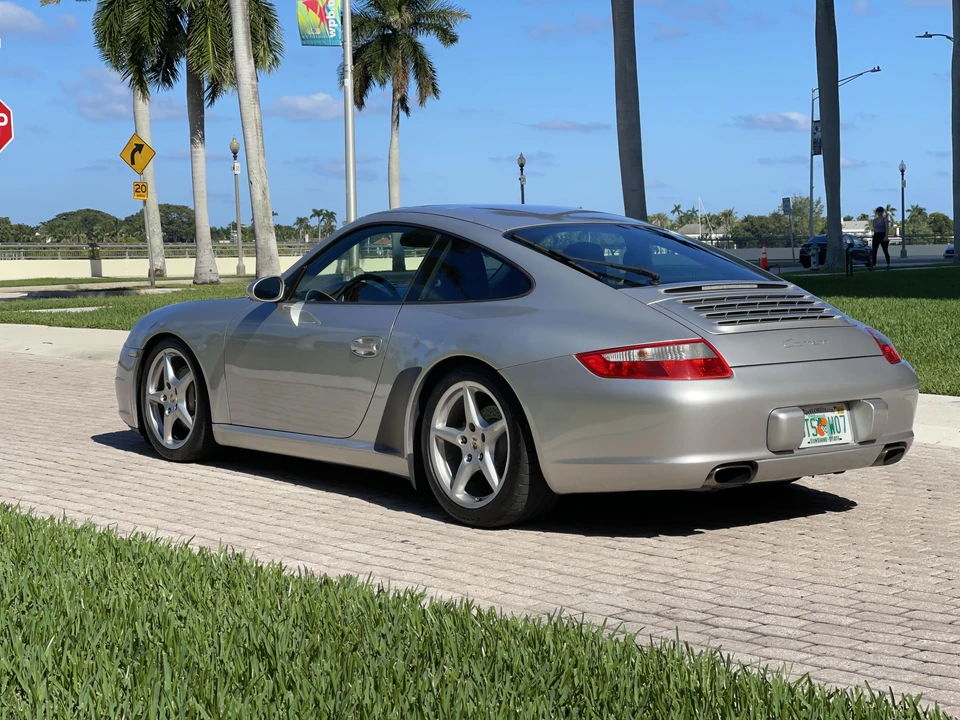 2005 Porsche 997 Carrera - Image 9 of 31