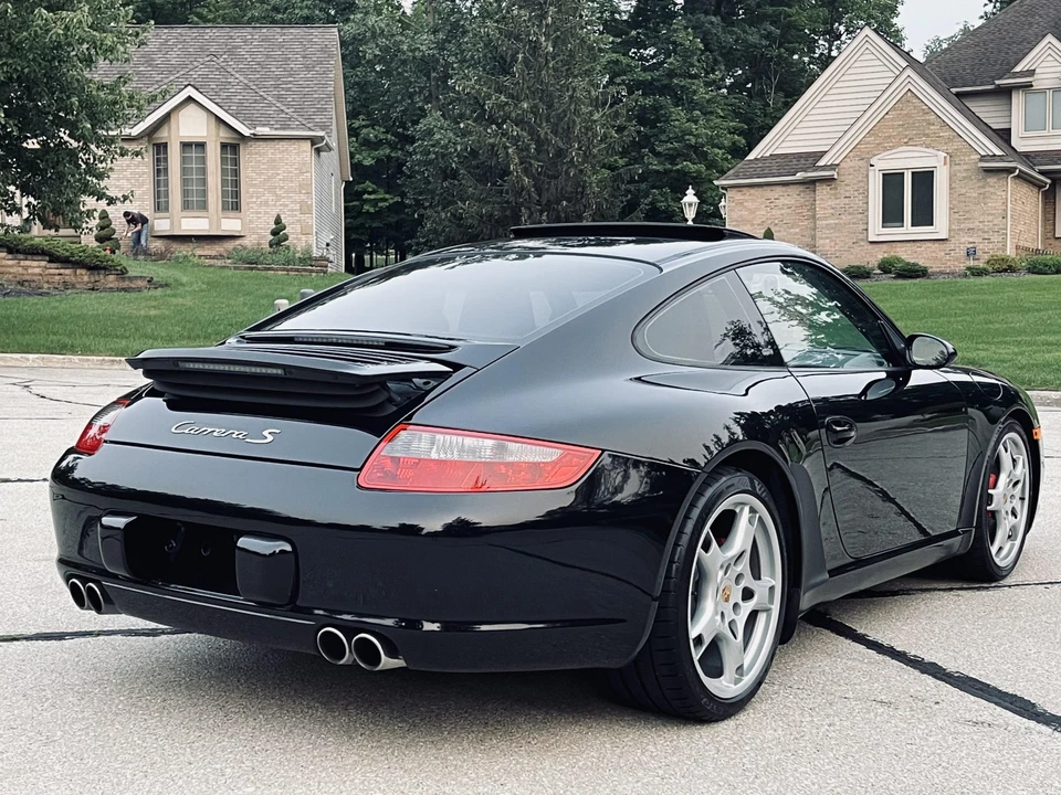 2005 Porsche 997 Carrera S - Image 25 of 31