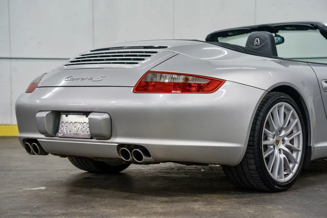 2005 Porsche 997 Carrera S - Image 24 of 31