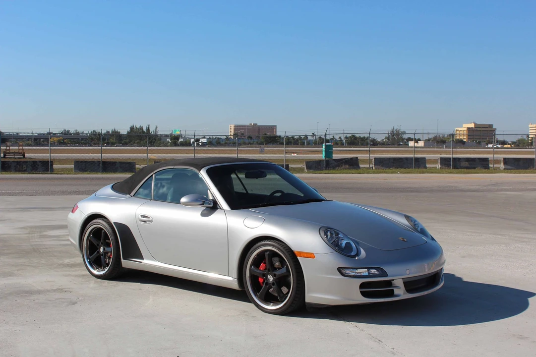 2005 Porsche 997 Carrera S - Image 22 of 31
