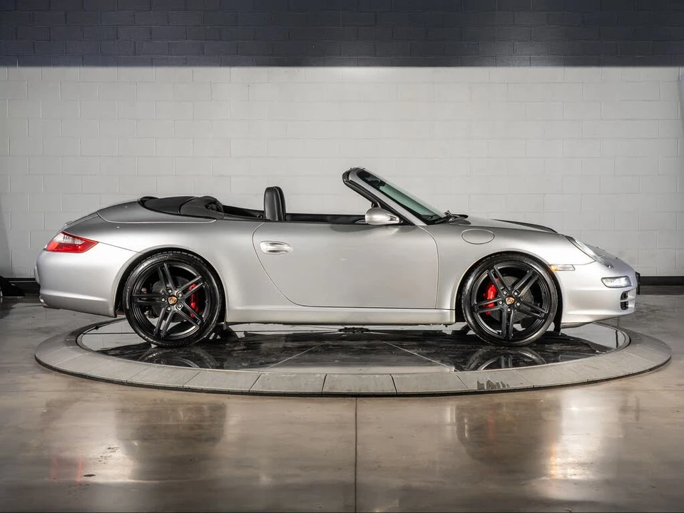 2005 Porsche 997 Carrera S - Image 8 of 31