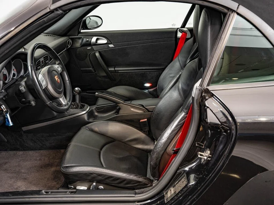 2005 Porsche 997 Carrera S - Image 5 of 31