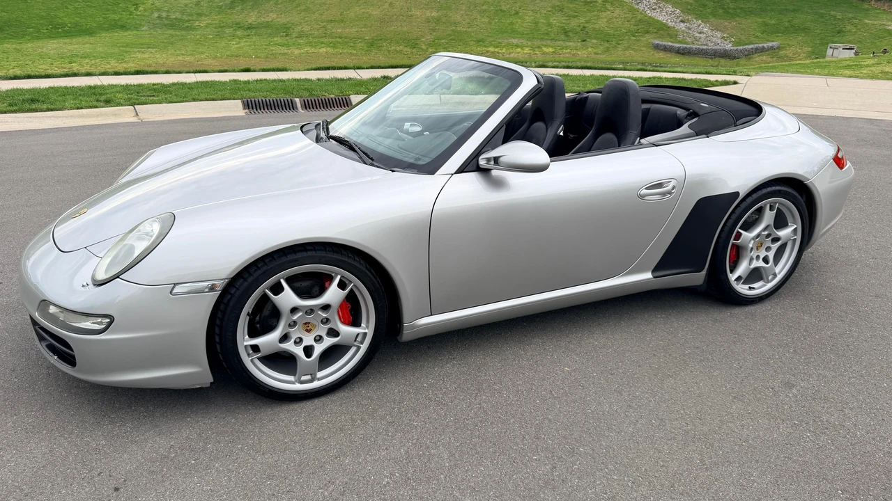 2005 Porsche 997 Carrera S - Image 8 of 31