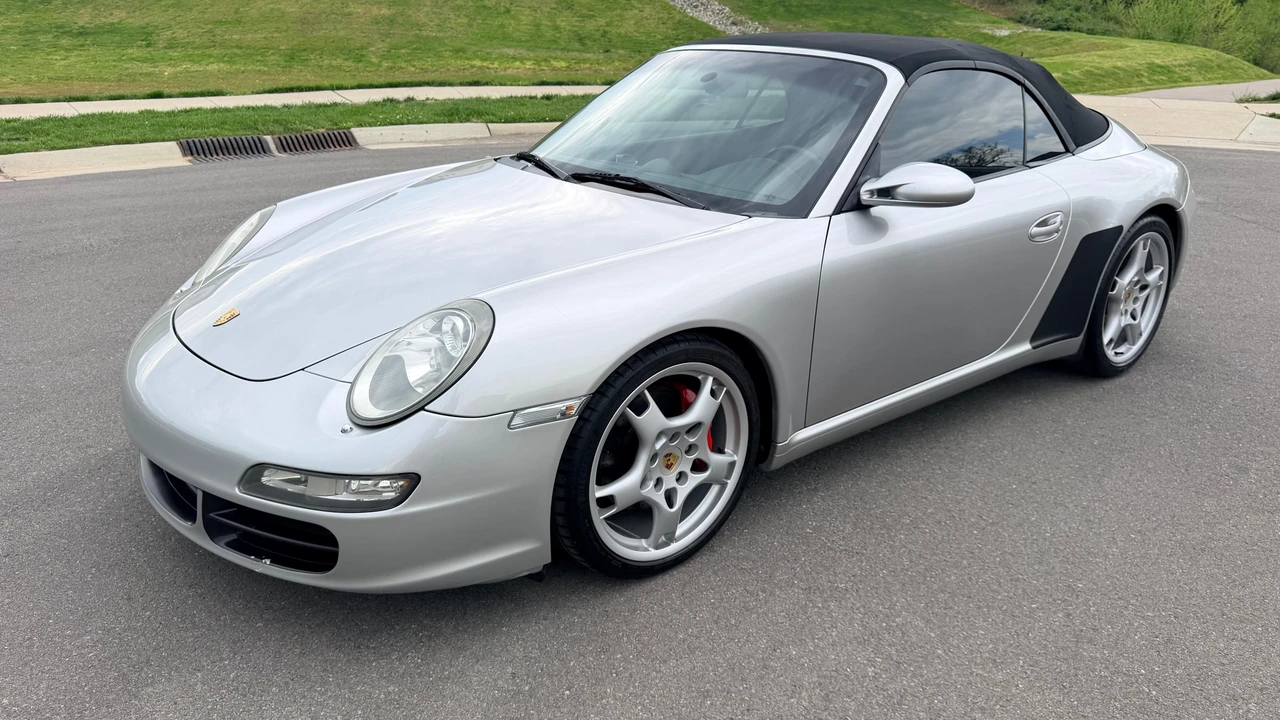 2005 Porsche 997 Carrera S - Image 26 of 31