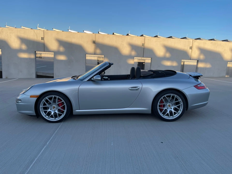 2005 Porsche 997 Carrera S - Image 10 of 31