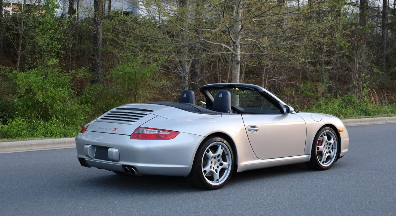 2005 Porsche 997 Carrera S - Image 16 of 31