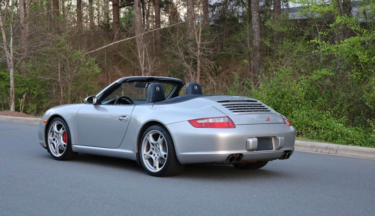 2005 Porsche 997 Carrera S - Image 13 of 31