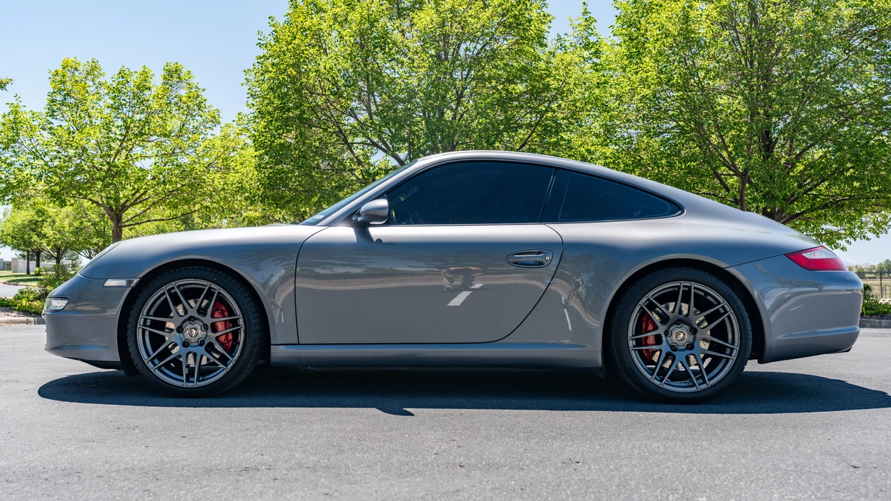 2005 Porsche 997 Carrera S - Image 8 of 31