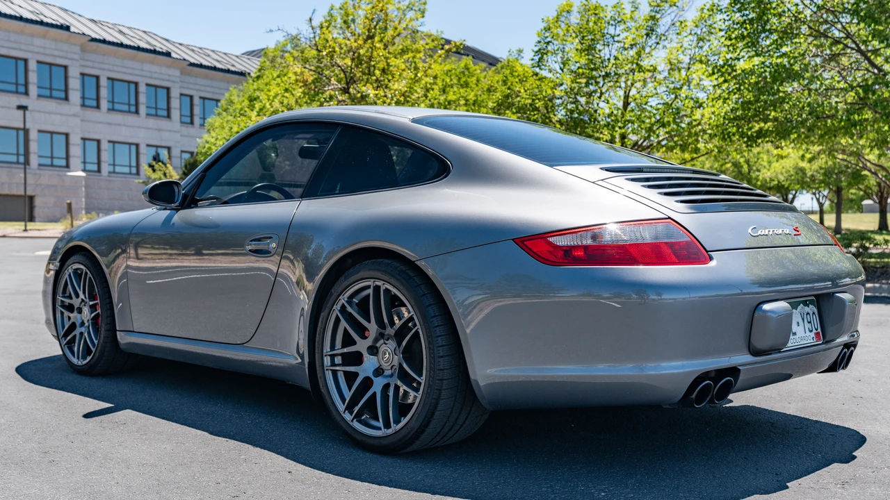 2005 Porsche 997 Carrera S - Image 7 of 31