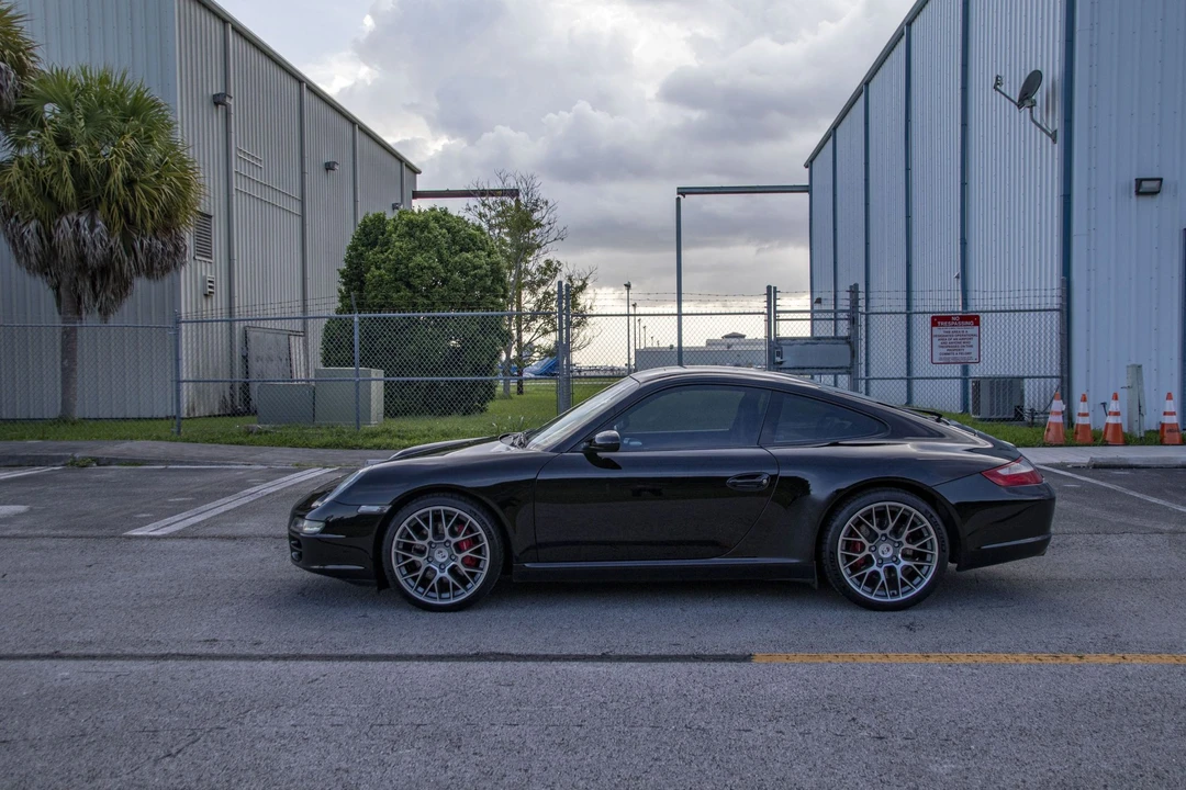 2005 Porsche 997 Carrera S - Image 5 of 31