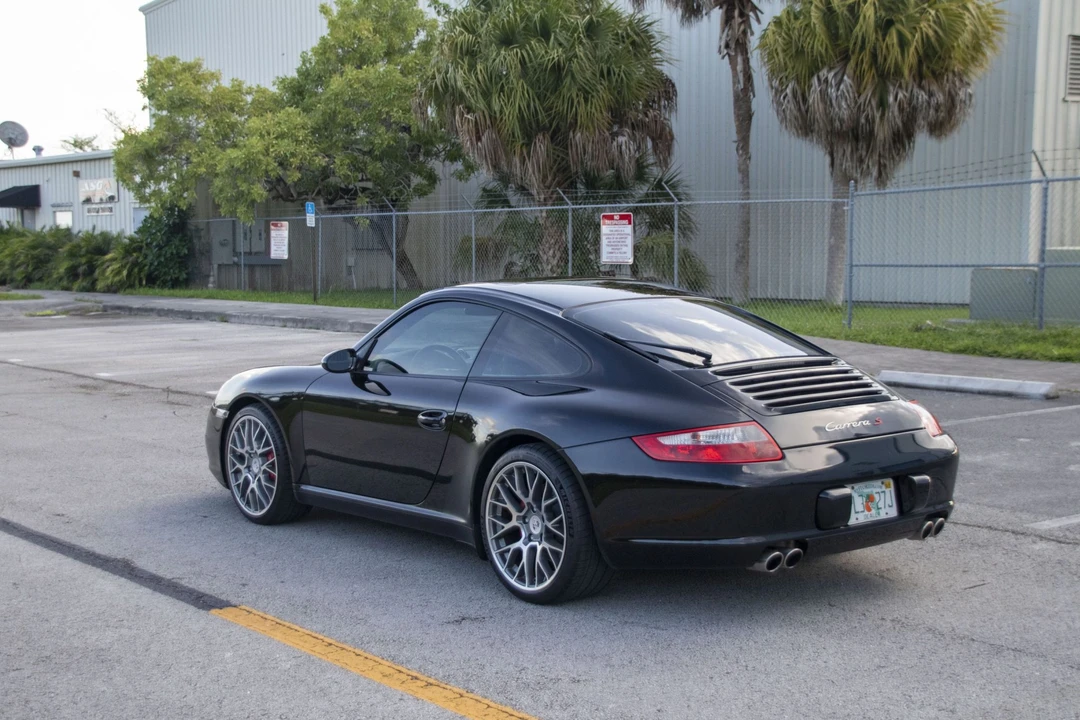 2005 Porsche 997 Carrera S - Image 8 of 31