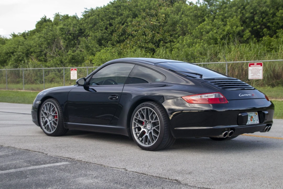 2005 Porsche 997 Carrera S - Image 9 of 31