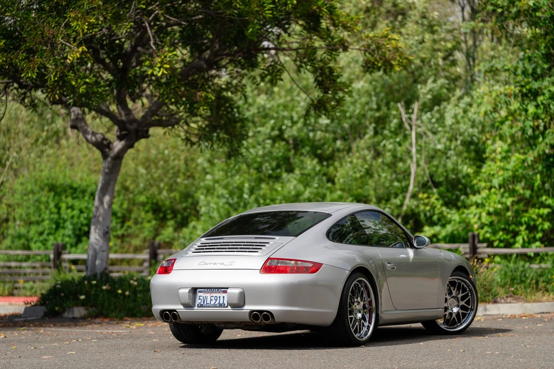2005 Porsche 997 Carrera S - Image 8 of 31