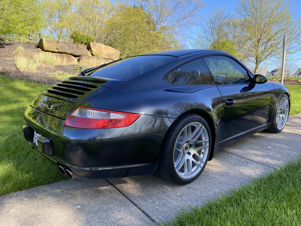 2005 Porsche 997 Carrera S - Image 10 of 31