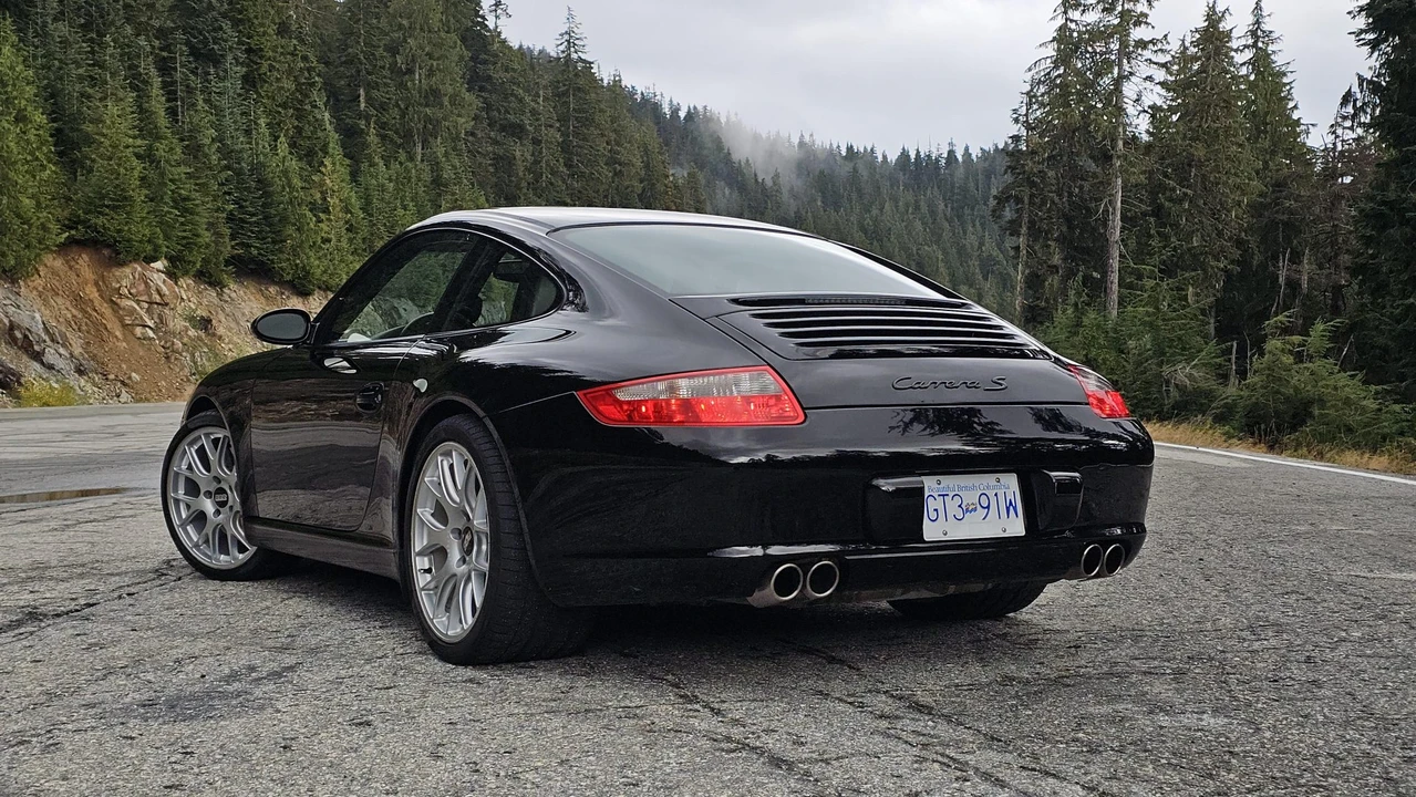 2005 Porsche 997 Carrera S - Image 12 of 31