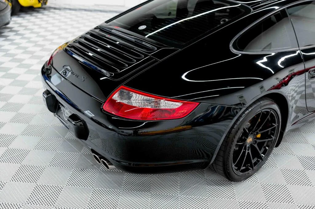 2005 Porsche 997 Carrera S - Image 22 of 31