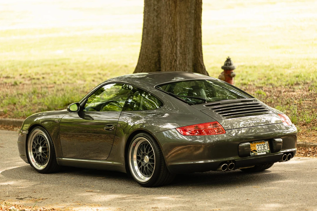 2005 Porsche 997 Carrera S - Image 10 of 31