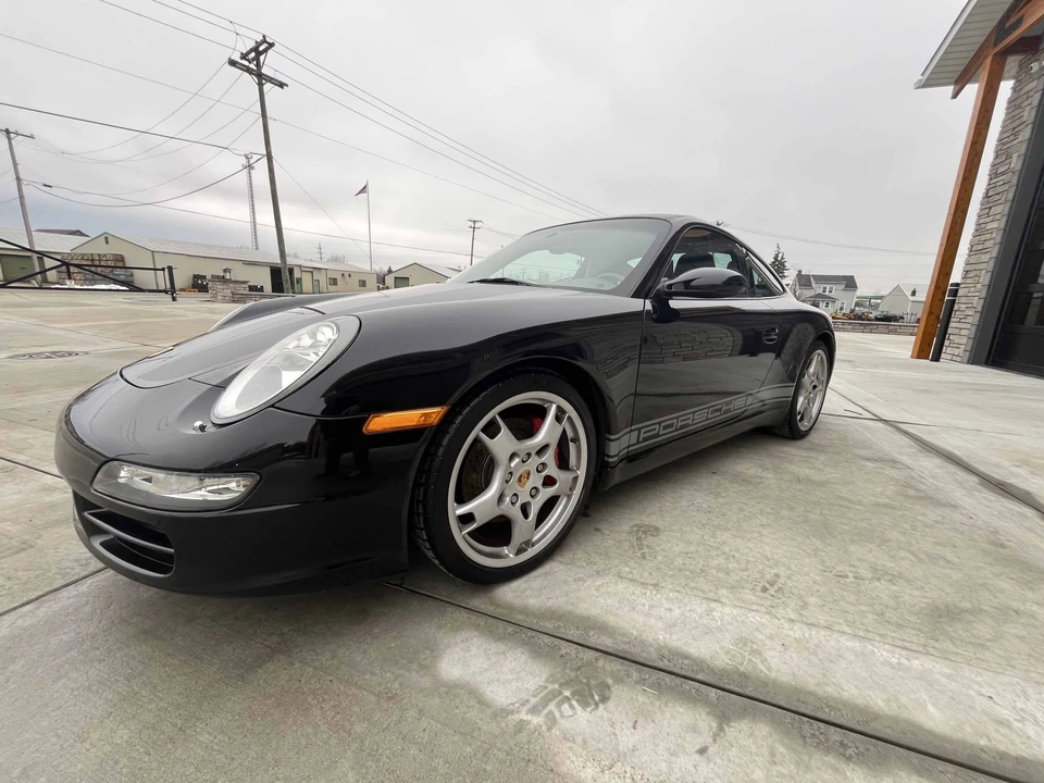 2005 Porsche 997 Carrera S - Image 10 of 31
