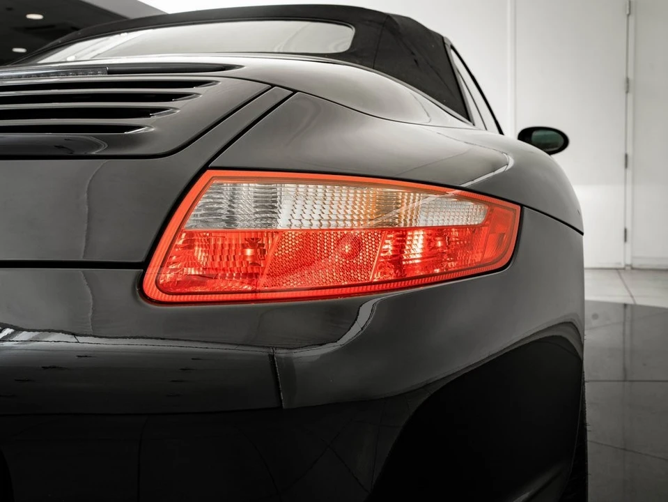 2005 Porsche 997 Carrera S - Image 18 of 21