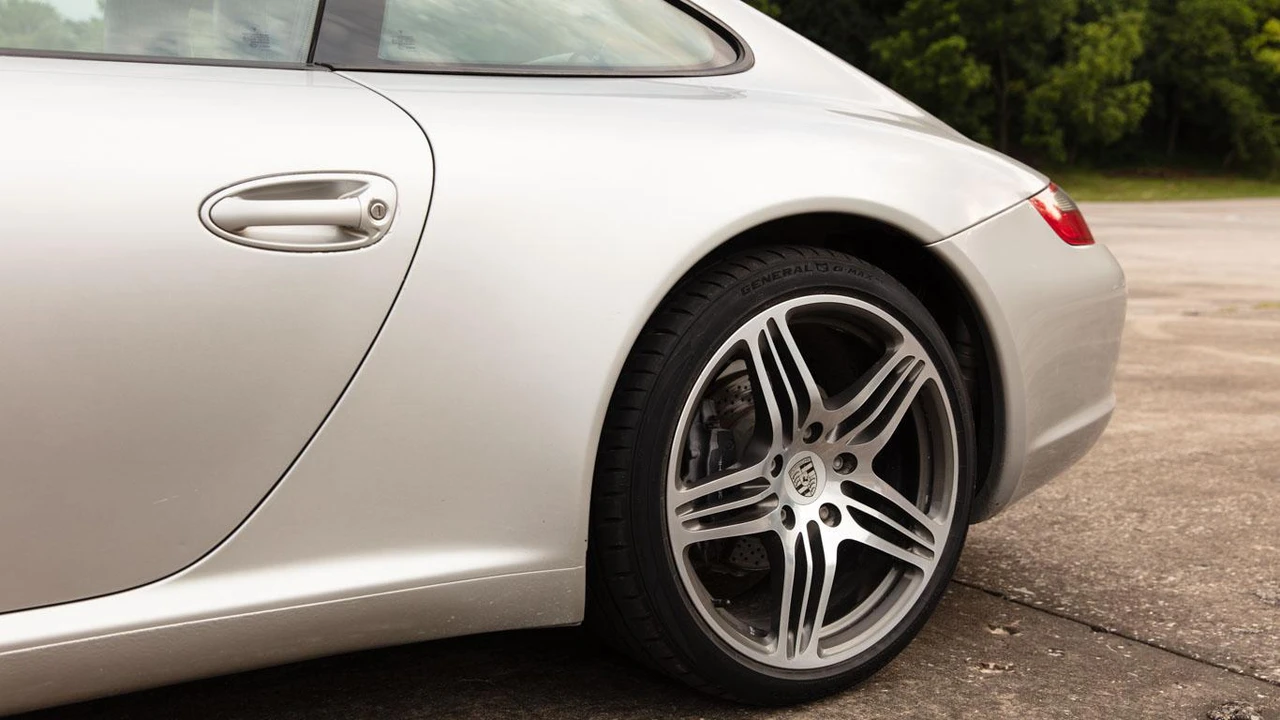 2005 Porsche 997 Carrera - Image 27 of 31