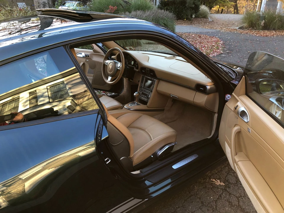 2005 Porsche 997 Carrera - Image 10 of 24