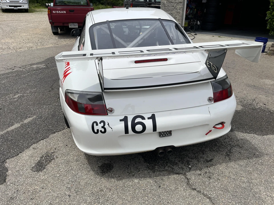 2005 Porsche 996 GT3 - Image 8 of 31