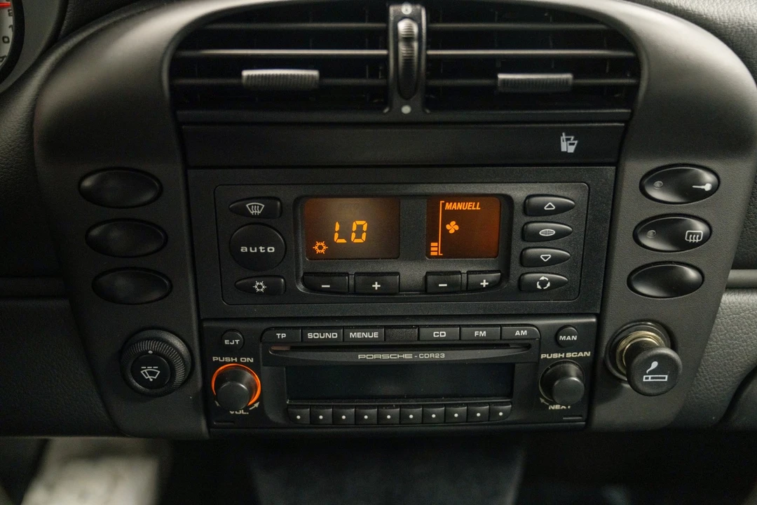 2005 Porsche 996 GT3 - Image 16 of 21