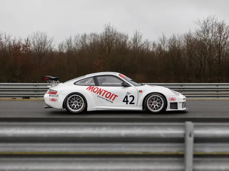 2005 Porsche 911 - Image 6 of 30