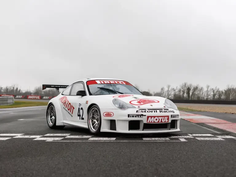 2005 Porsche 911 - Image 29 of 30