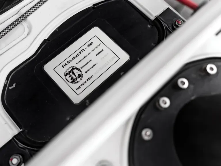 2005 Porsche 911 - Image 28 of 30