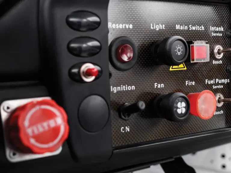 2005 Porsche 911 - Image 14 of 30