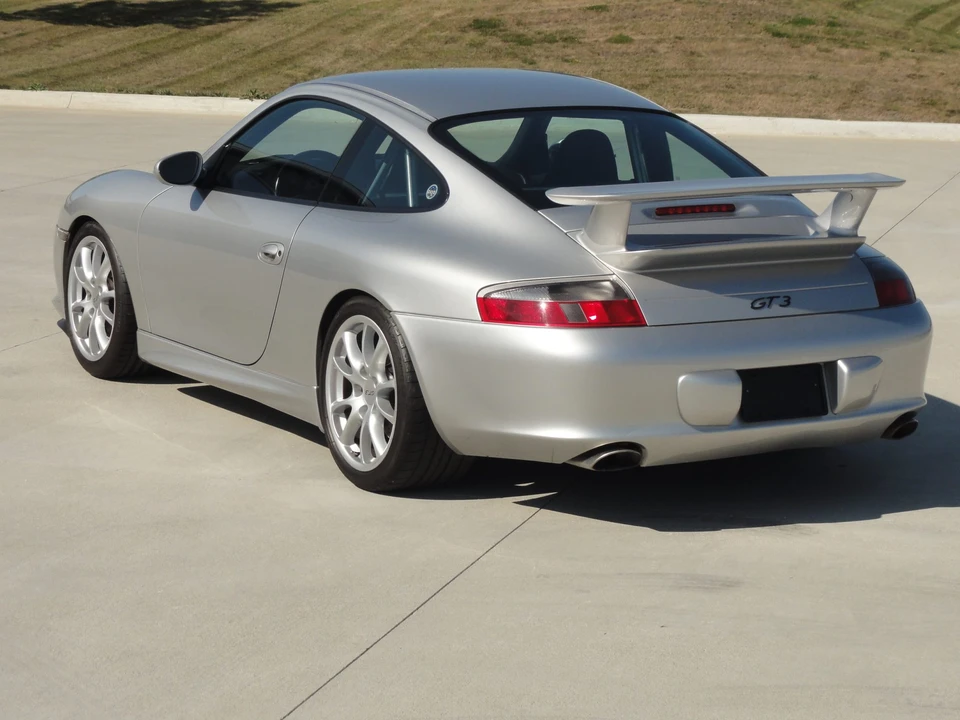 2005 Porsche 996 GT3 - Image 12 of 31