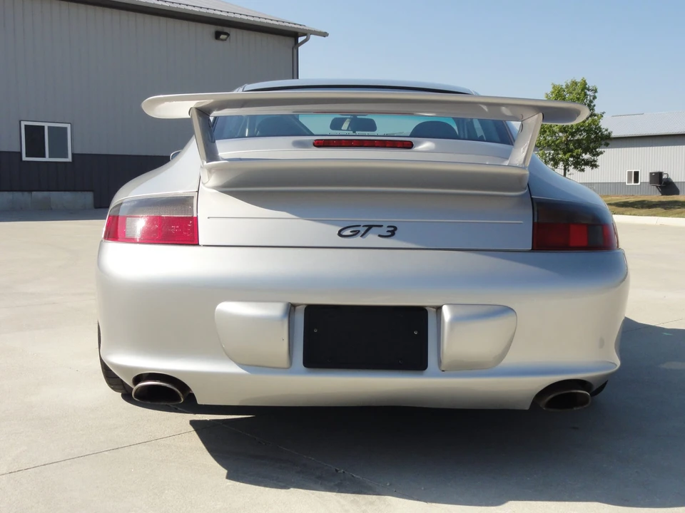 2005 Porsche 996 GT3 - Image 13 of 31