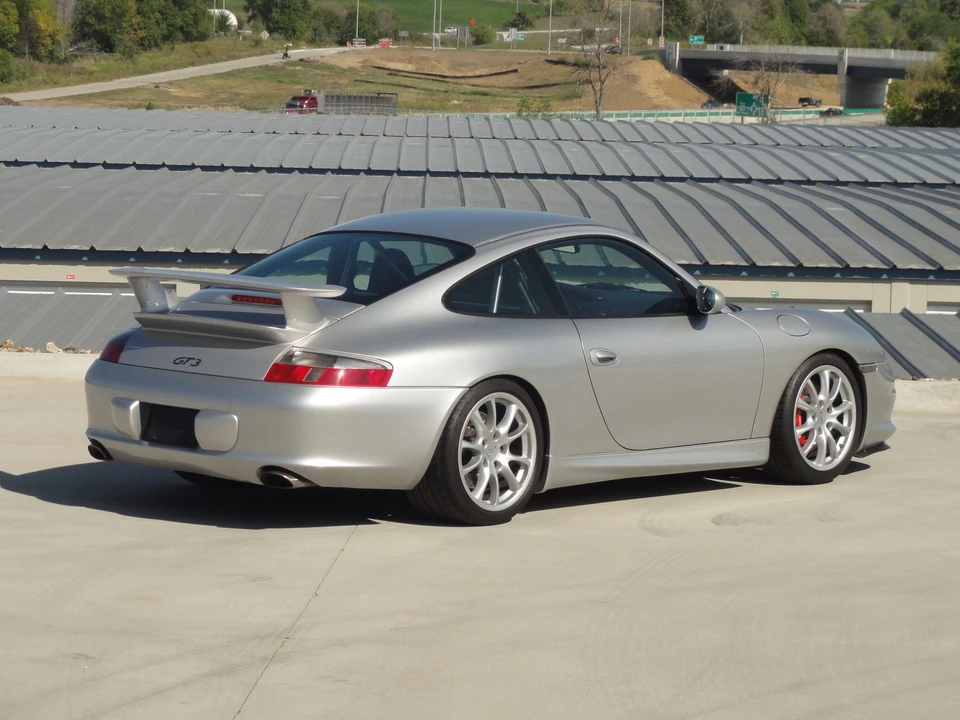 2005 Porsche 996 GT3 - Image 18 of 31