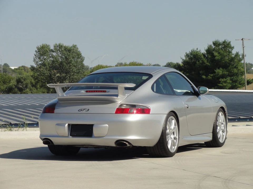 2005 Porsche 996 GT3 - Image 16 of 31
