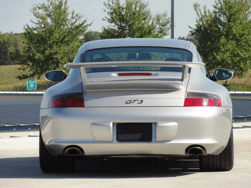 2005 Porsche 996 GT3 - Image 14 of 31