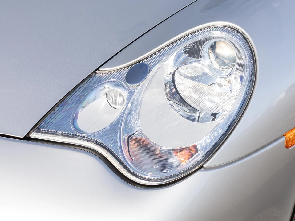 2005 Porsche 996 GT3 - Image 18 of 31