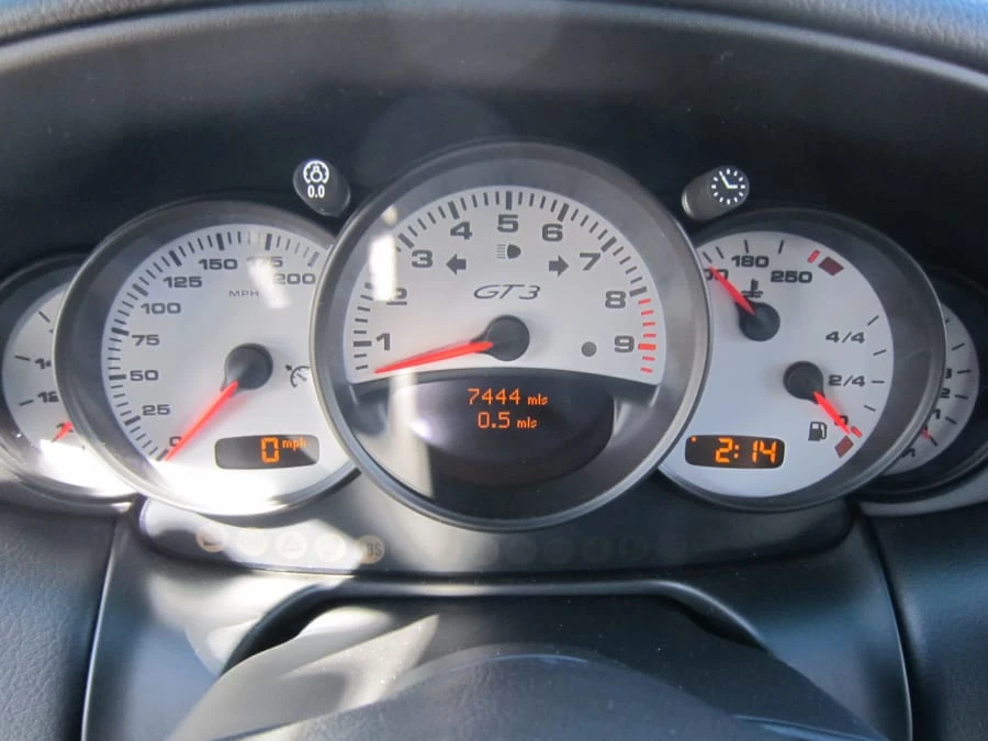 2005 Porsche 911 - Image 5 of 10