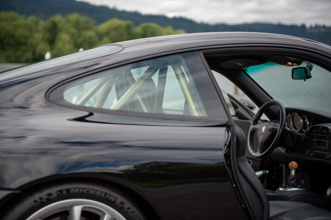 2005 Porsche 996 GT3 - Image 25 of 31