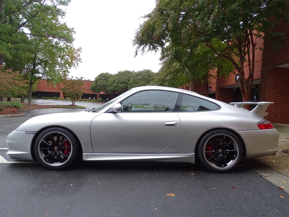 2005 Porsche 996 GT3 - Image 4 of 31