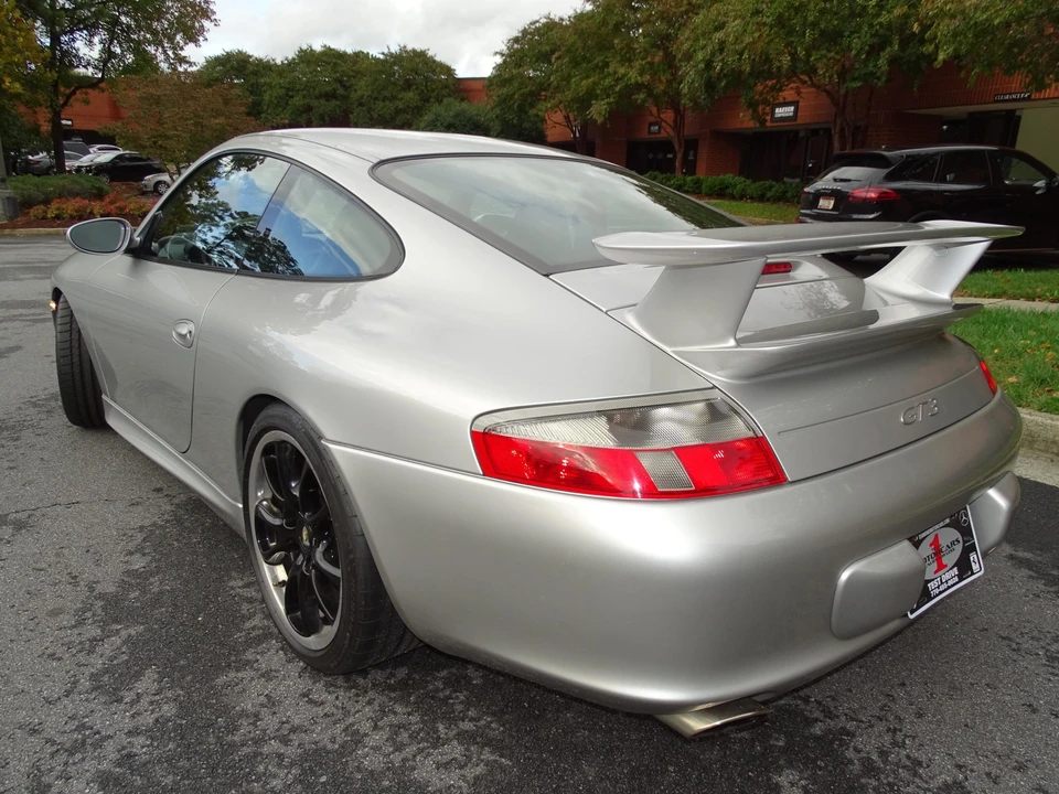 2005 Porsche 996 GT3 - Image 8 of 31