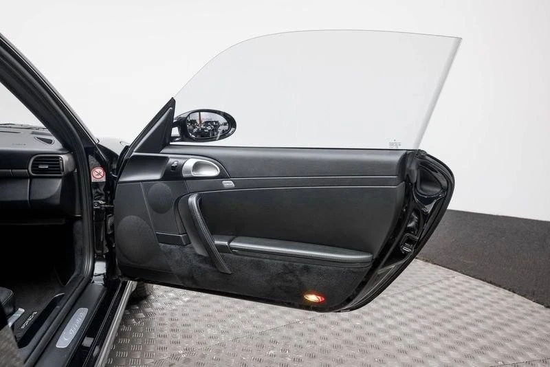 2005 Porsche 997 Carrera - Image 11 of 20