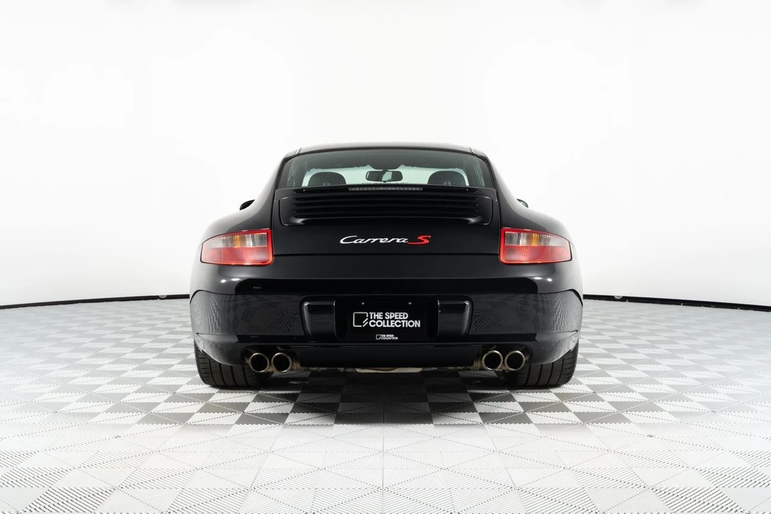 2005 Porsche - Image 6 of 31